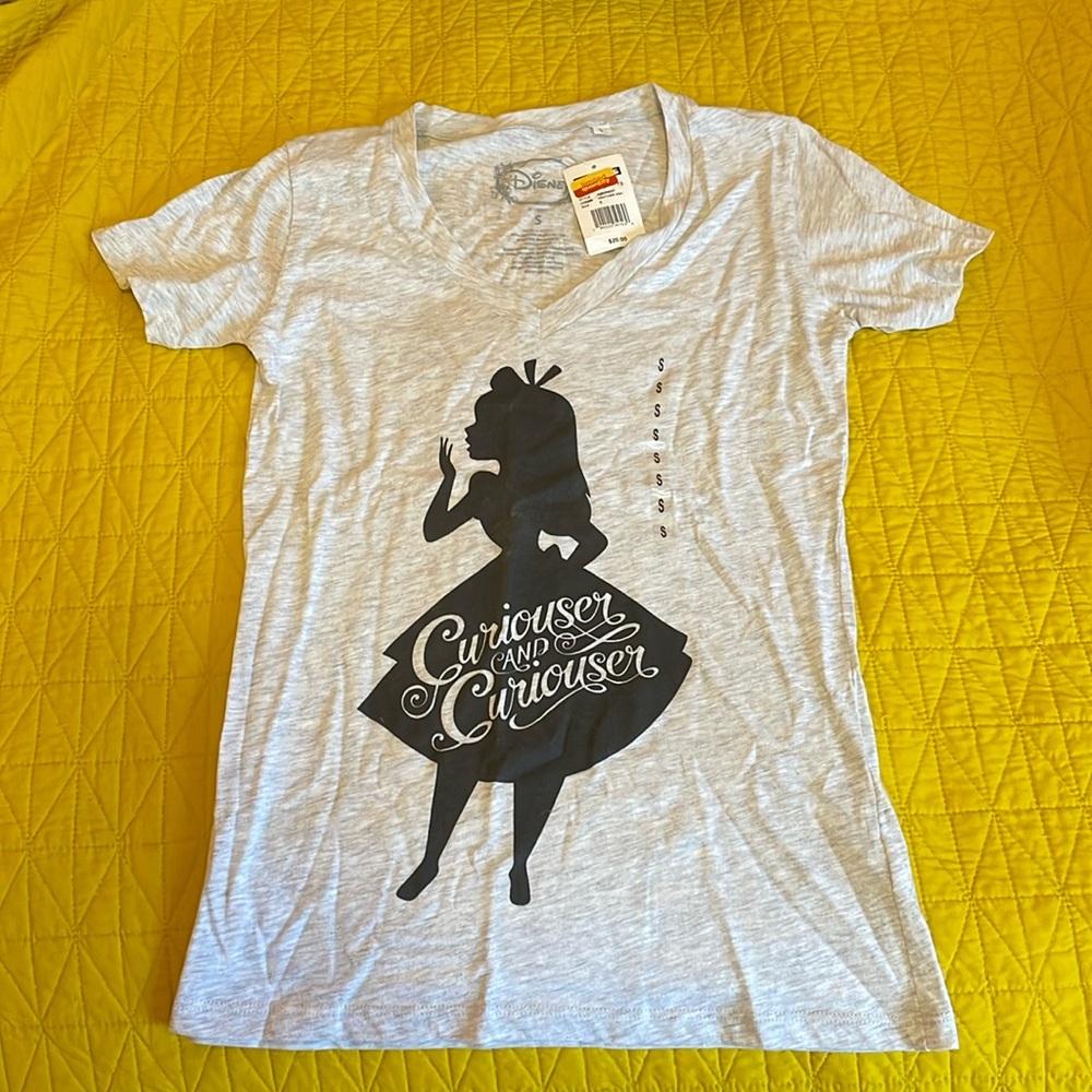 Disney Alice T-shirt